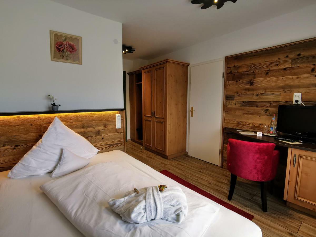 Hotel Wagner Riezlern Luaran gambar